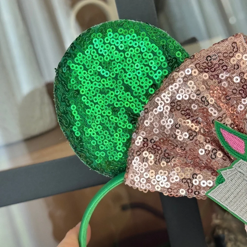 Grogu Star Wars baby yoda mickey ears sequins bow minnie headband mandalorian